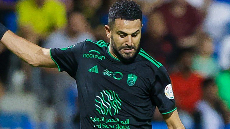 Riyad Mahrez duy trì phong độ ấn tượng tại Al Ahli